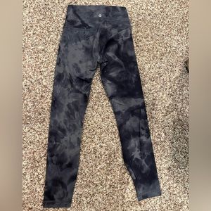 Lululemon Wunder Train High-Rise Tight 25”